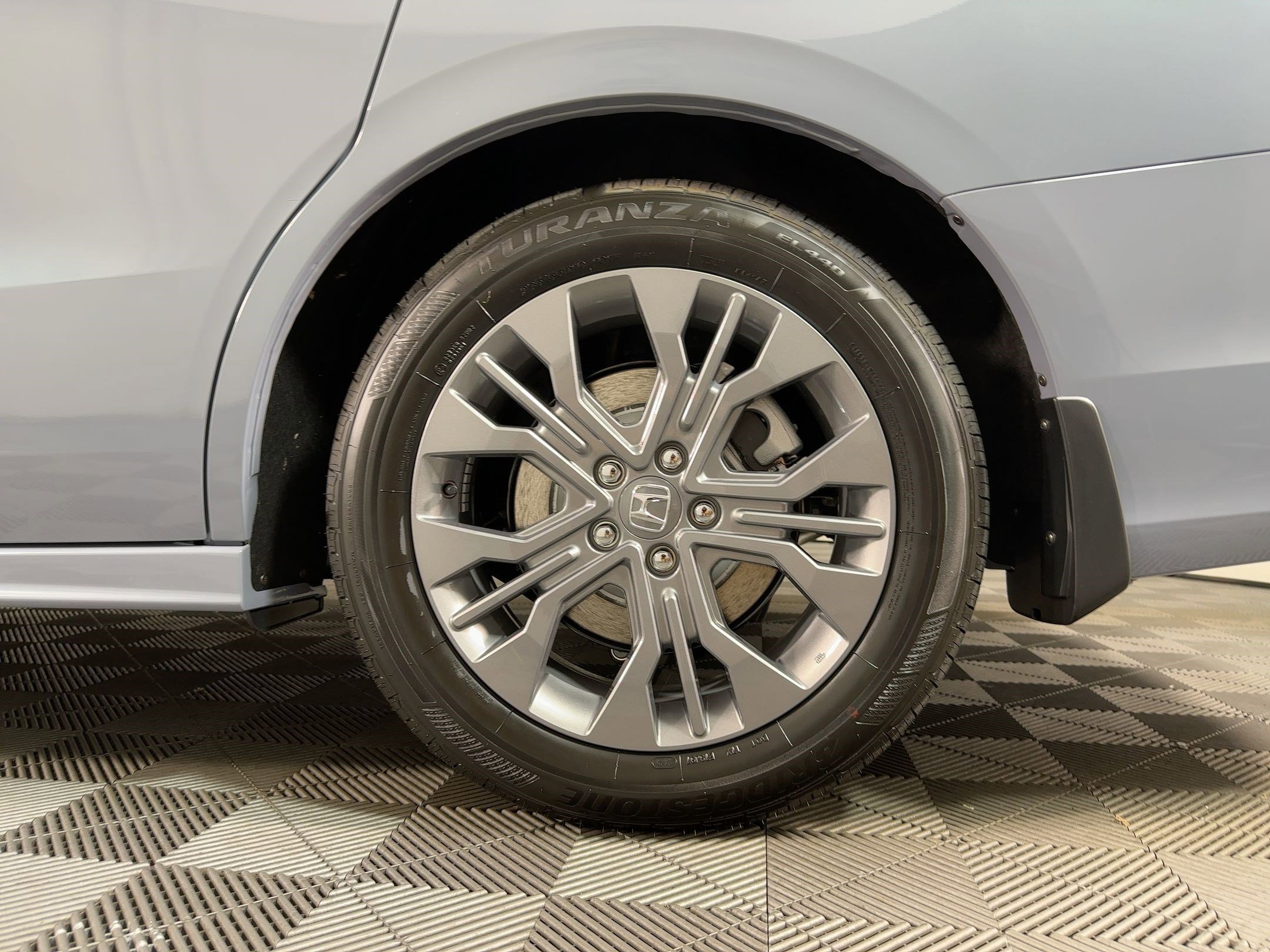 New 2026 Honda Odyssey Touring image 11
