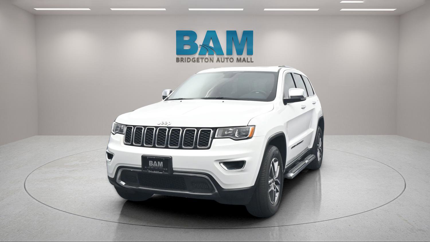 Used 2022 Jeep Grand Cherokee Limited AWD/4WD image 2