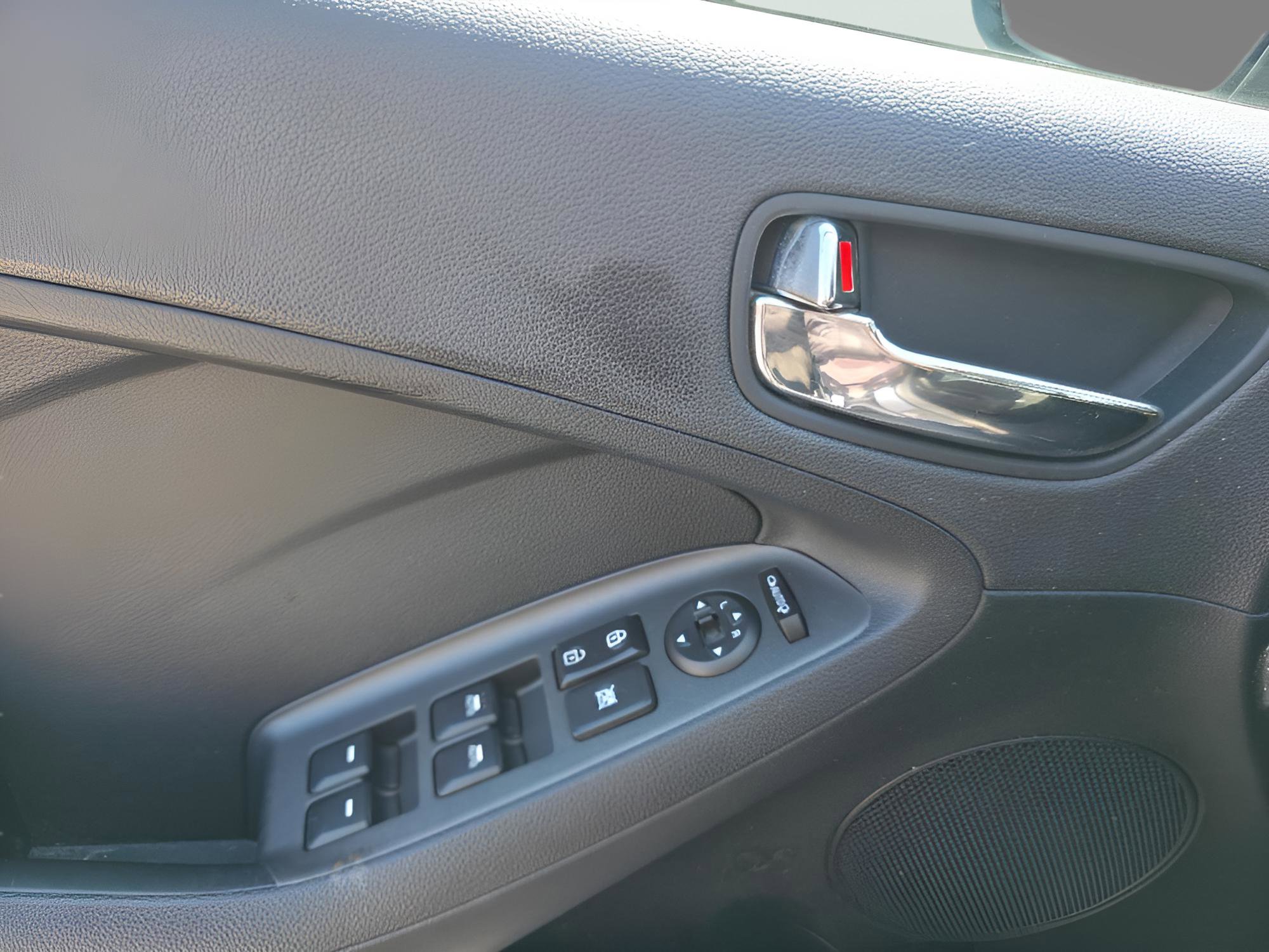 Used 2014 Kia Forte EX FWD image 19