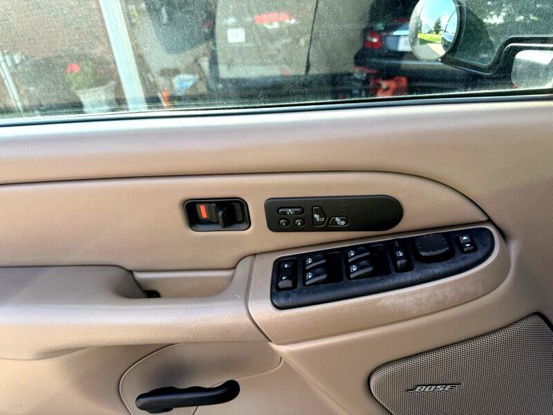 Used 2005 GMC Sierra 3500 SLT w/ Heavy-Duty Power Package image 37