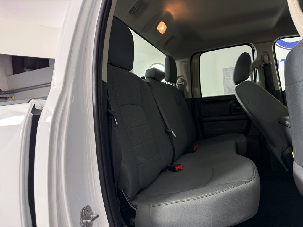 Used 2017 RAM 1500 Express image 12