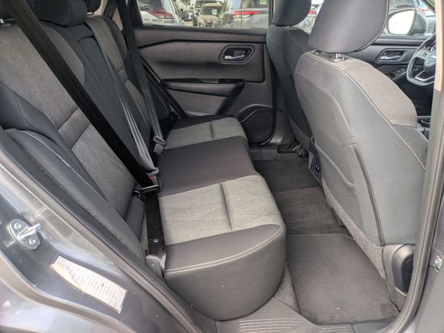 Used 2024 Nissan Rogue SV AWD/4WD image 25