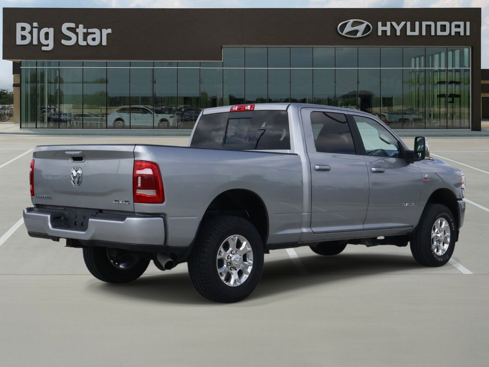 Used 2024 RAM 2500 Laramie image 4