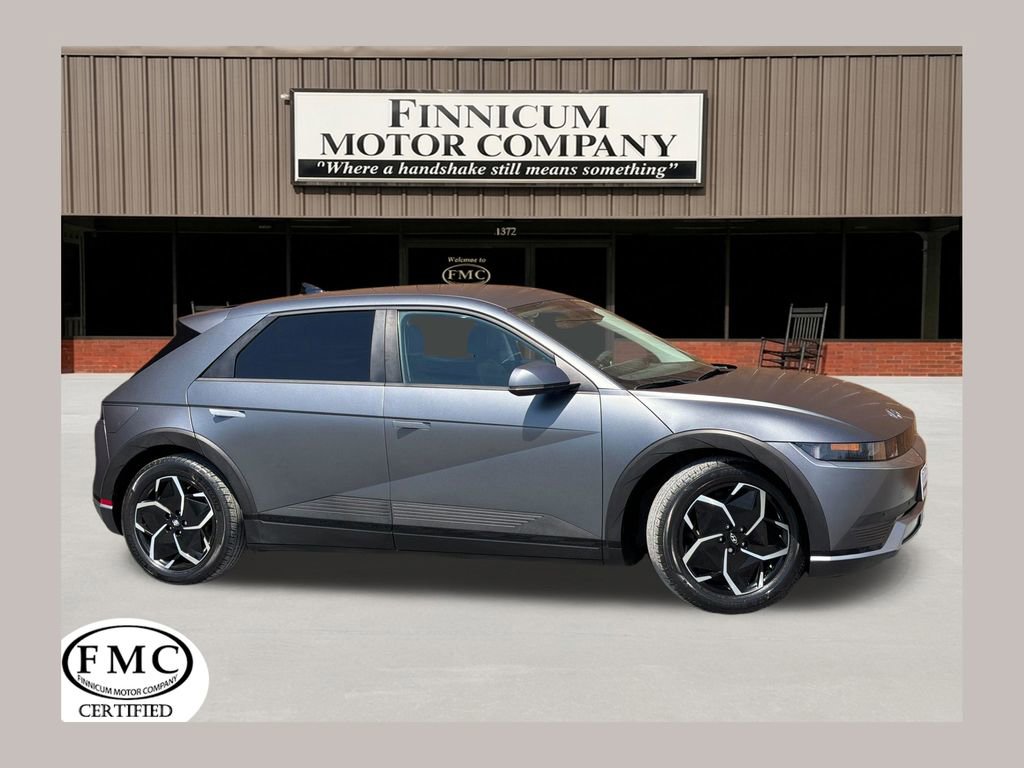 Used 2022 Hyundai Ioniq 5 SEL image 1