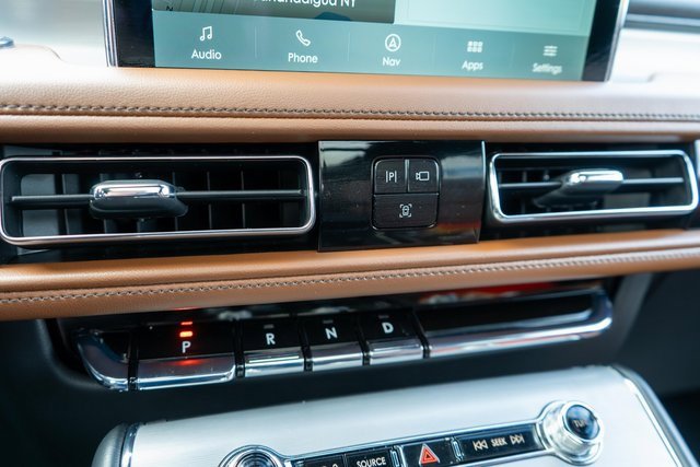 Used 2024 Lincoln Aviator Reserve w/ Equipment Group 201A image 29