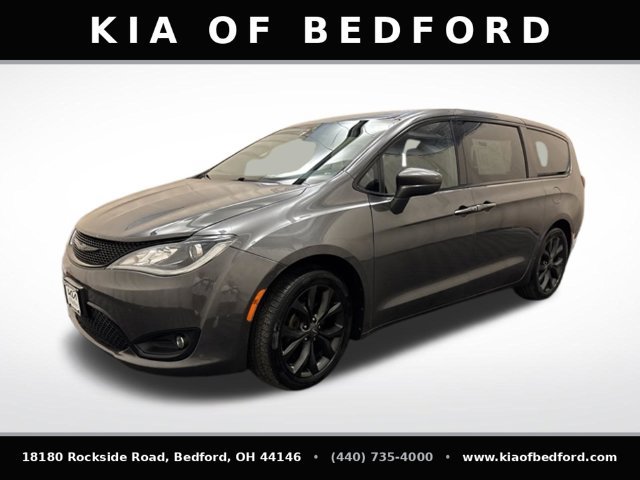 Used 2019 Chrysler Pacifica Touring Plus w/ S Appearance Package