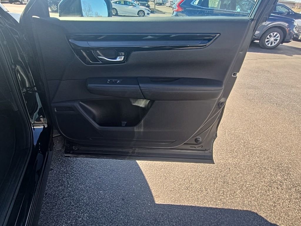 Used 2025 Honda CR-V EX-L image 30