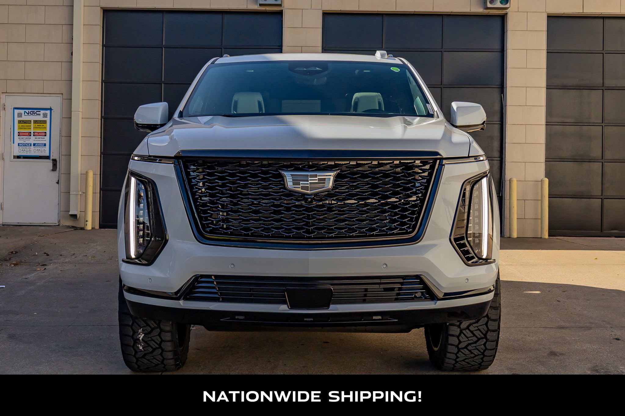 Used 2026 Cadillac Escalade Platinum Sport w/ LPO, ONYX Package image 4