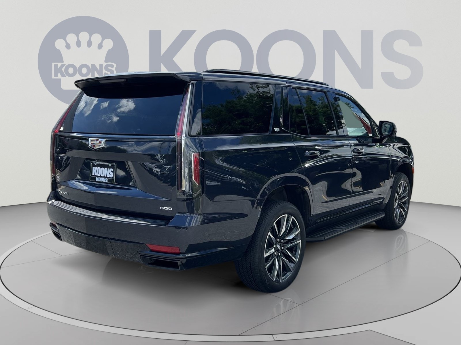 Used 2023 Cadillac Escalade Sport Platinum w/ Heavy-Duty Trailer Package AWD/4WD image 7