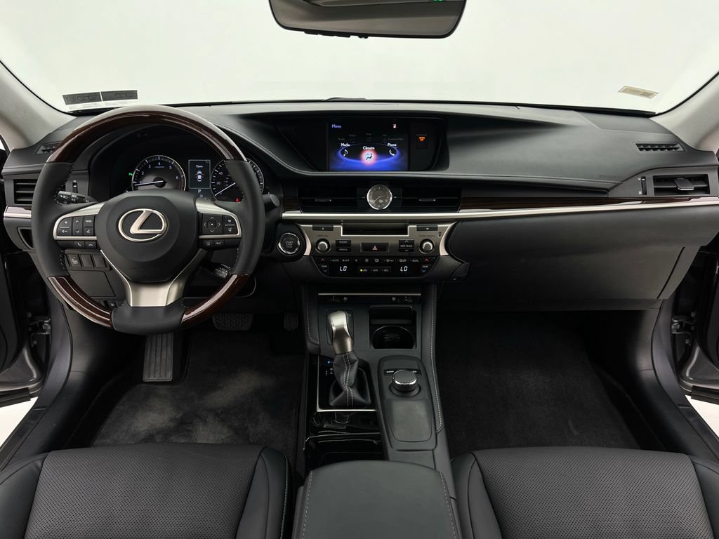 Used 2017 Lexus ES 350 w/ Premium Package FWD image 16