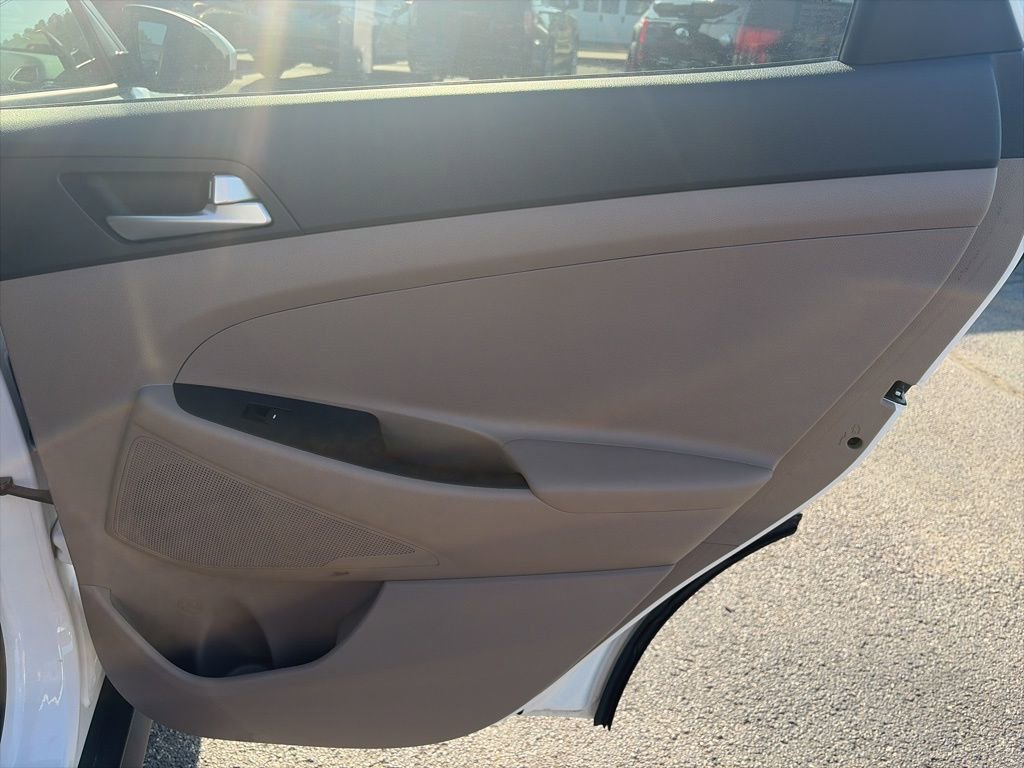 Used 2019 Hyundai Tucson Value AWD/4WD image 25