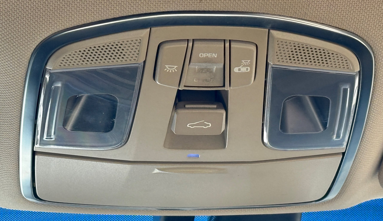 Used 2016 Hyundai Sonata Limited w/ Option Group 04 image 36