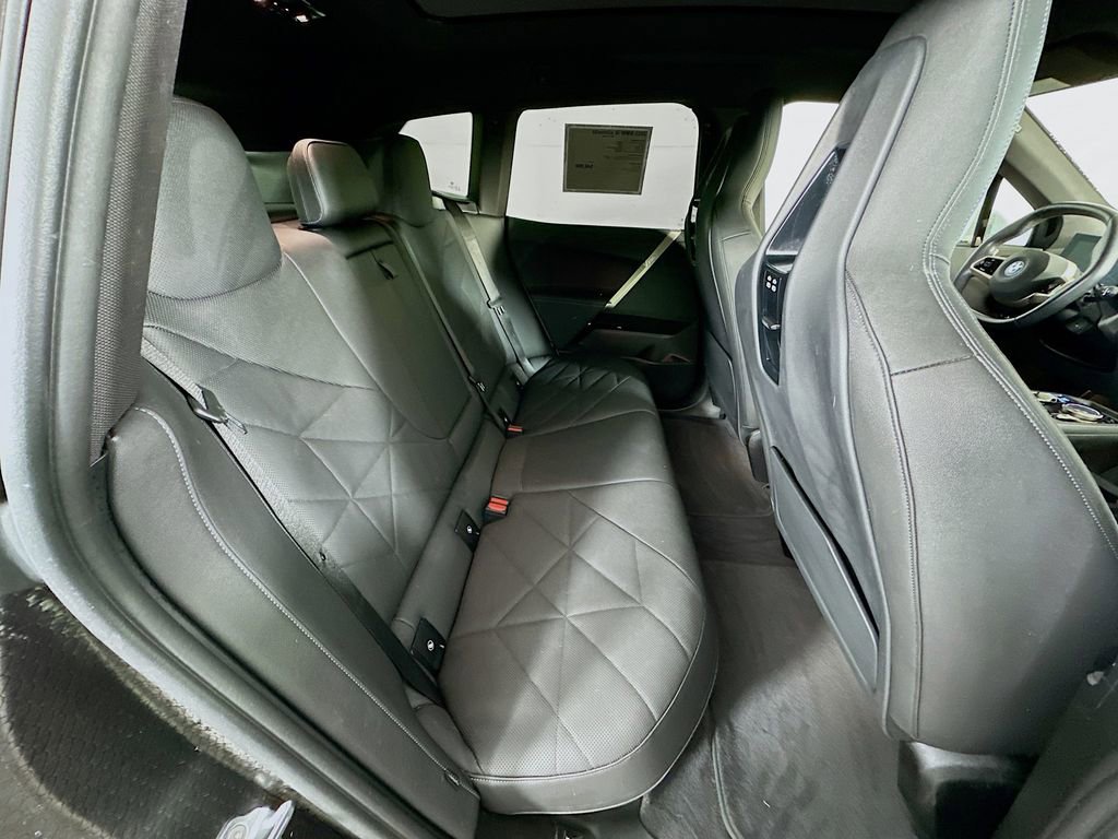 Used 2023 BMW iX xDrive50 w/ Sport Package image 35