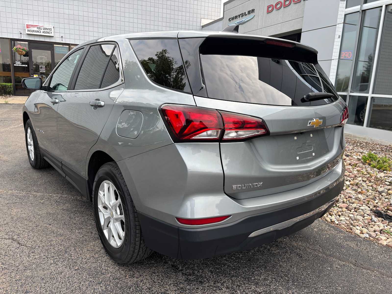 Used 2023 Chevrolet Equinox LT AWD/4WD image 4