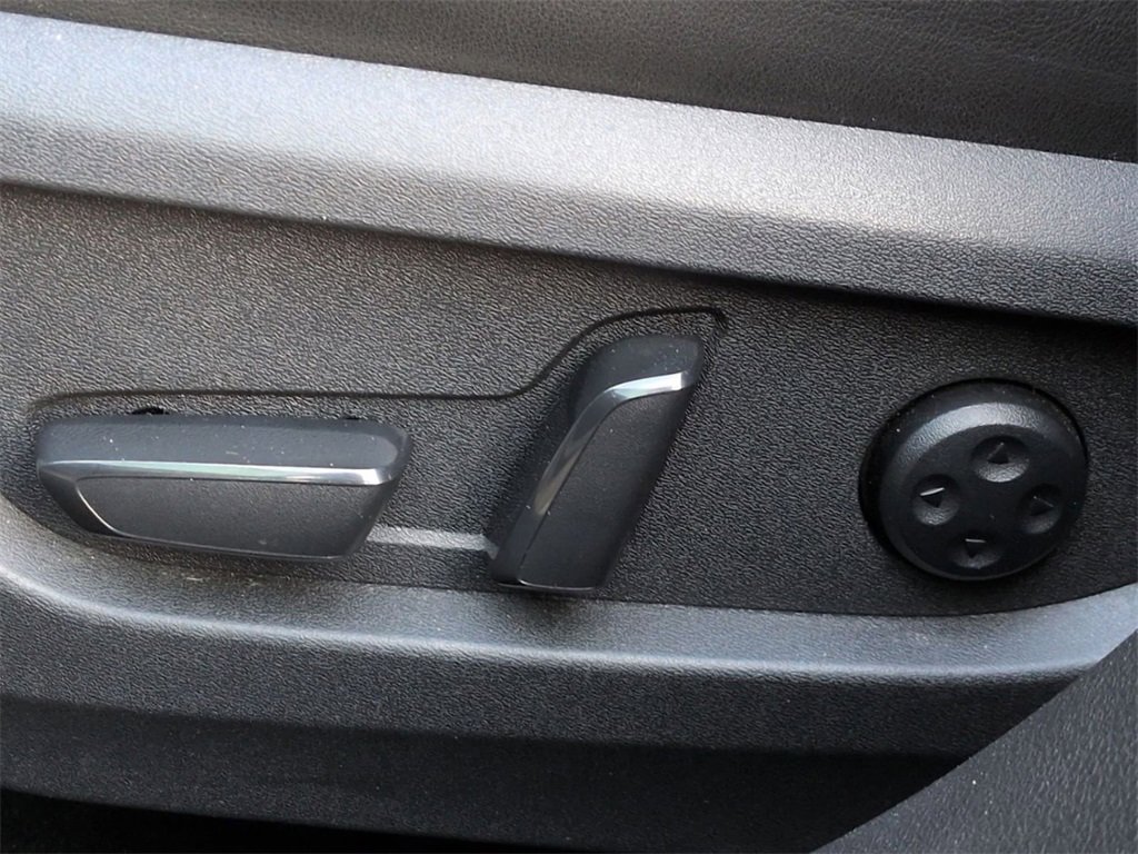 Used 2022 INFINITI QX50 Sensory w/ Cargo Package image 14