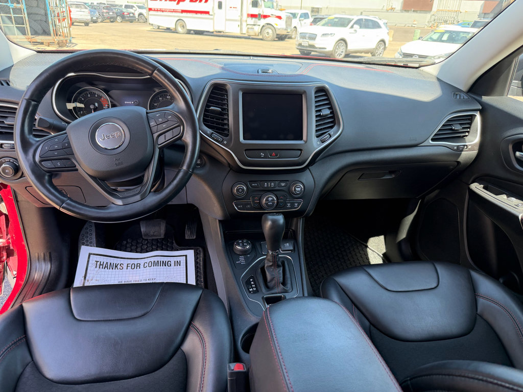 Used 2020 Jeep Cherokee Trailhawk w/ Cold Weather Group AWD/4WD image 10