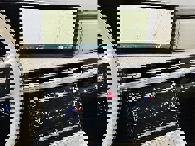 Certified 2025 Hyundai Santa Fe Calligraphy image 29