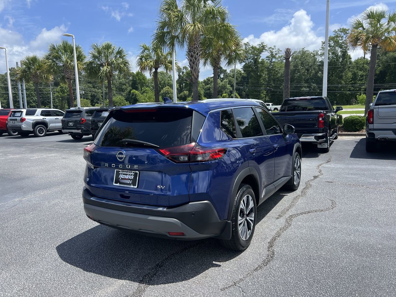 Used 2022 Nissan Rogue SV w/ SV Premium Package FWD image 10