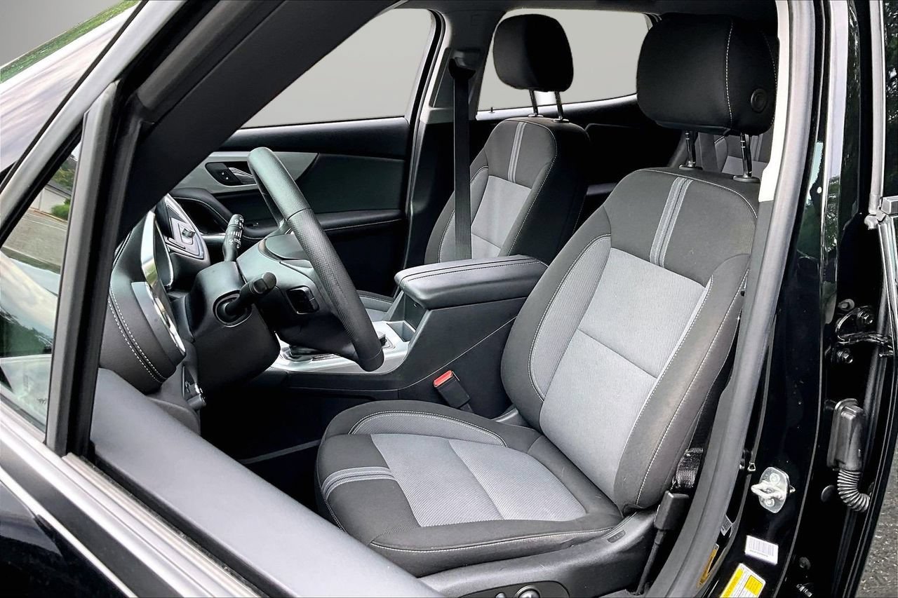 Used 2023 Chevrolet Blazer LT w/ Midnight/Sport Edition FWD image 20