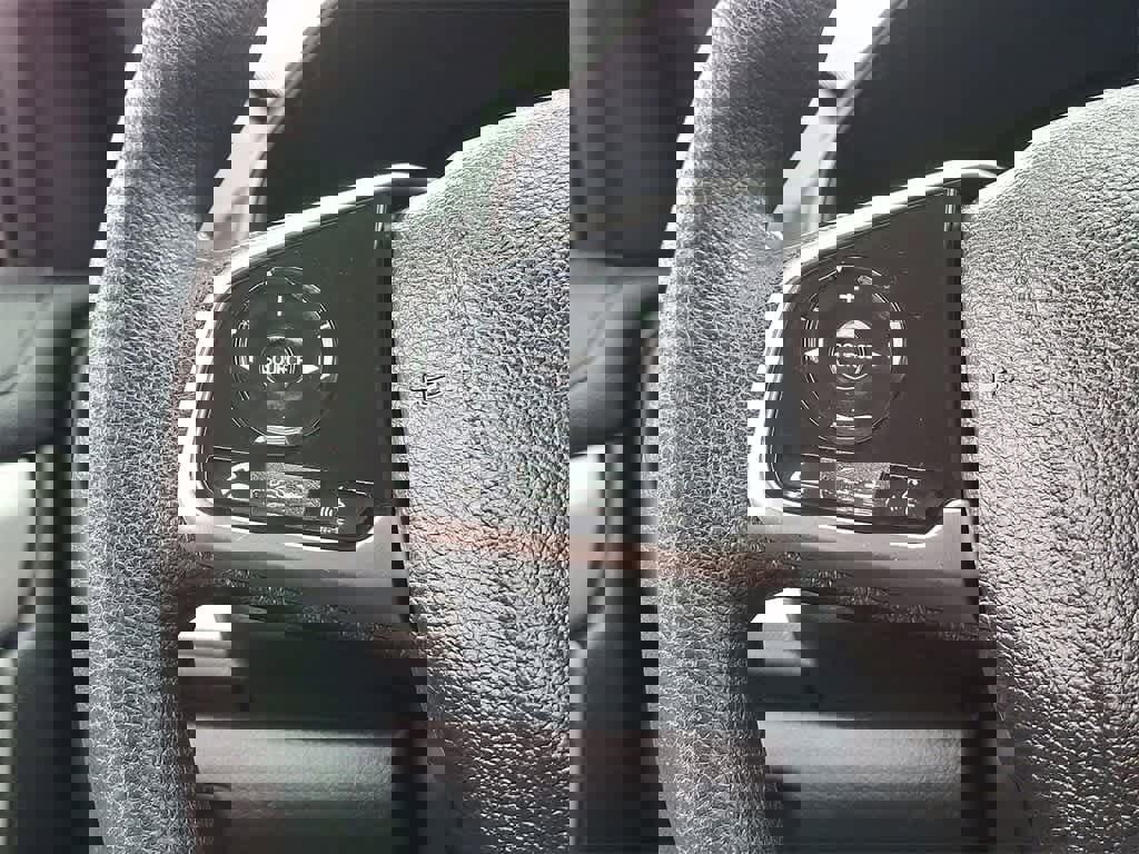 Used 2018 Honda CR-V LX image 17