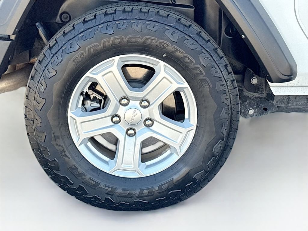 Used 2022 Jeep Wrangler Sport S image 29