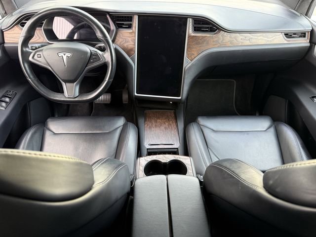 Used 2018 Tesla Model X 100D image 11