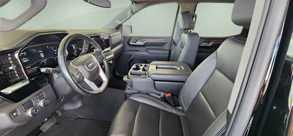 Used 2025 GMC Sierra 1500 SLT image 16