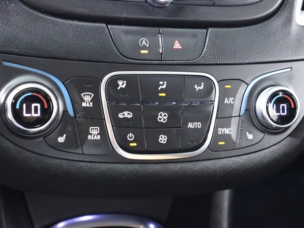 Used 2023 Chevrolet Malibu LT FWD image 22