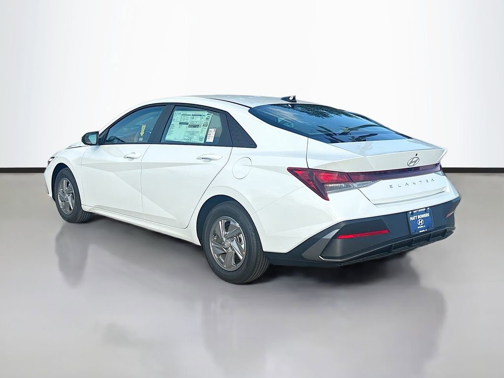 New 2026 Hyundai Elantra SE image 7