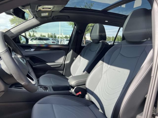 New 2026 Volkswagen Tiguan SE R-Line FWD image 13