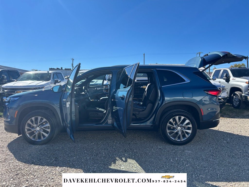 Used 2026 Buick Enclave Preferred FWD image 26