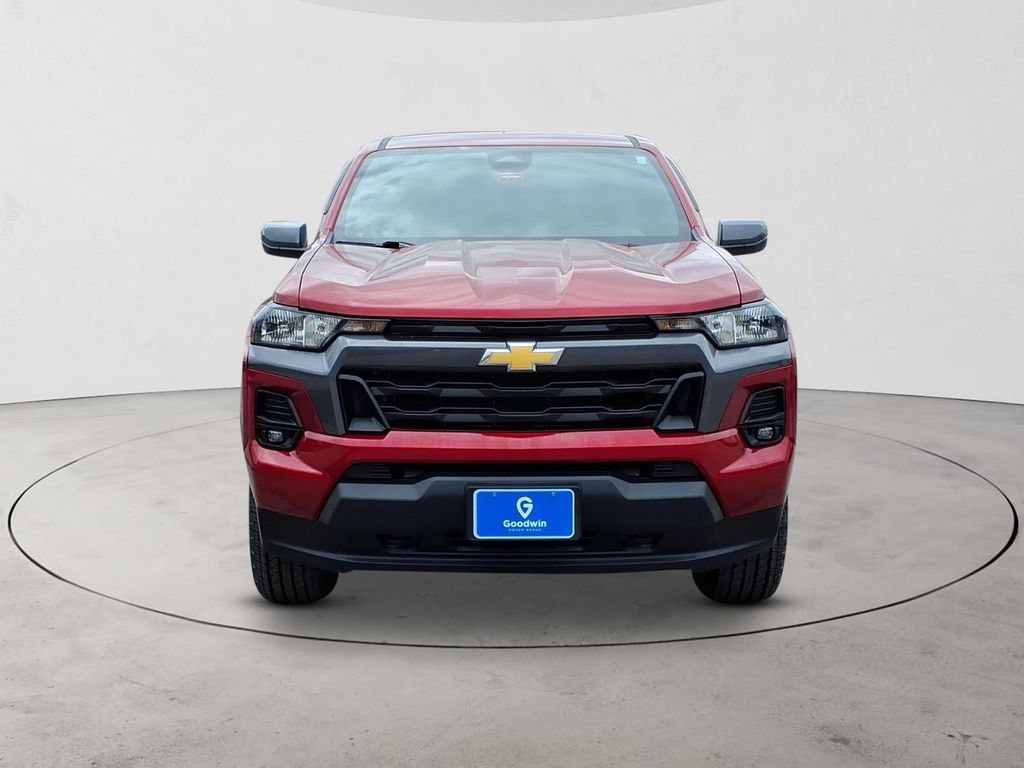 Certified 2023 Chevrolet Colorado LT w/ LT Convenience Package II AWD/4WD image 2