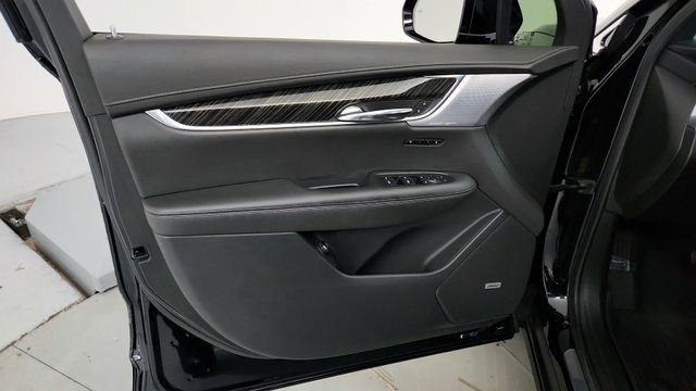 Certified 2020 Cadillac XT6 Premium Luxury image 11