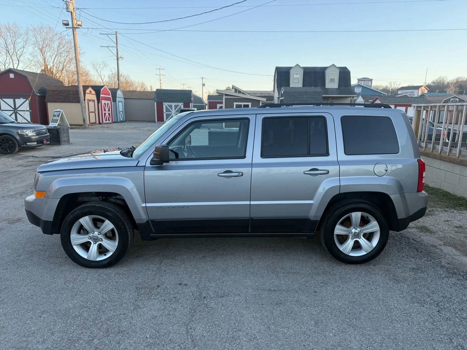 Used 2017 Jeep Patriot Latitude image 8