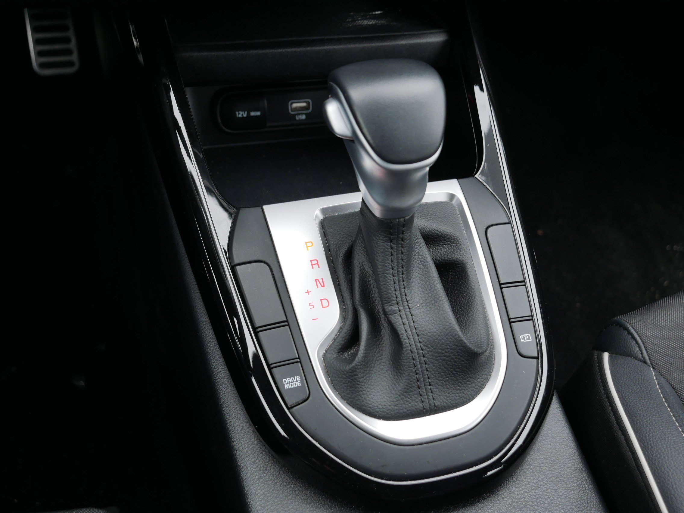 Certified 2024 Kia Forte GT-Line image 24