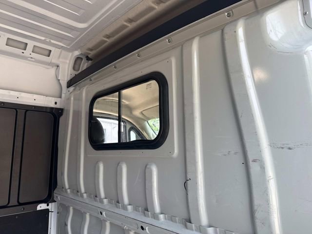 Used 2024 RAM ProMaster 2500 w/ Convenience Group image 17