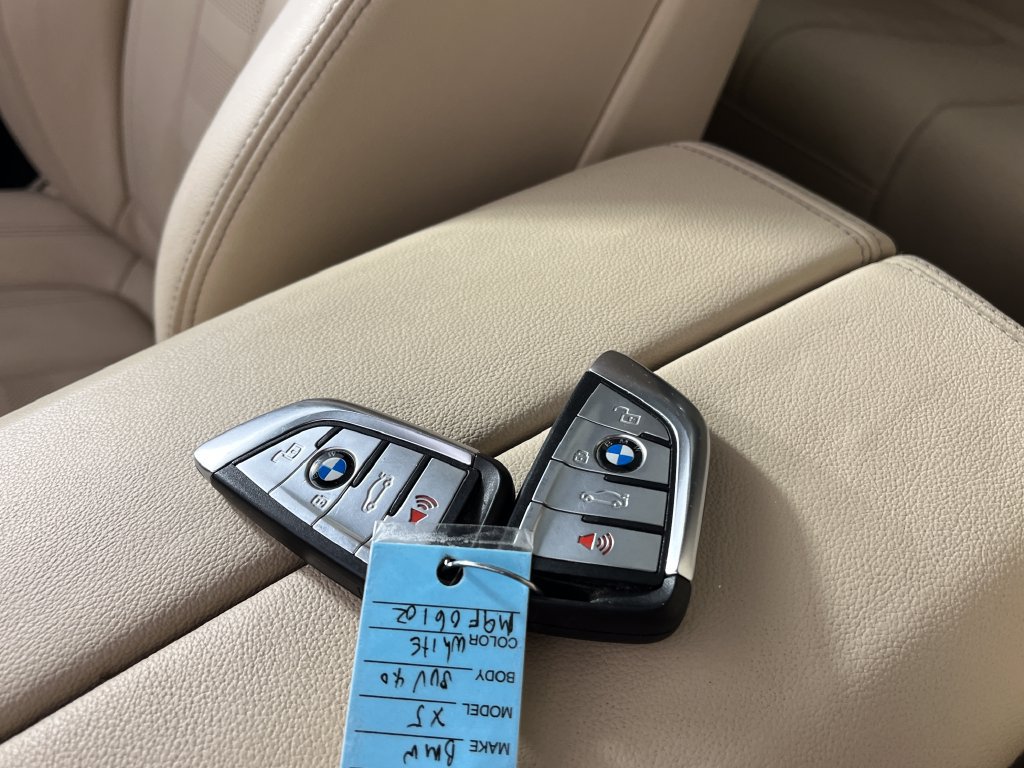Used 2021 BMW X5 xDrive40i w/ Premium Package AWD/4WD image 26