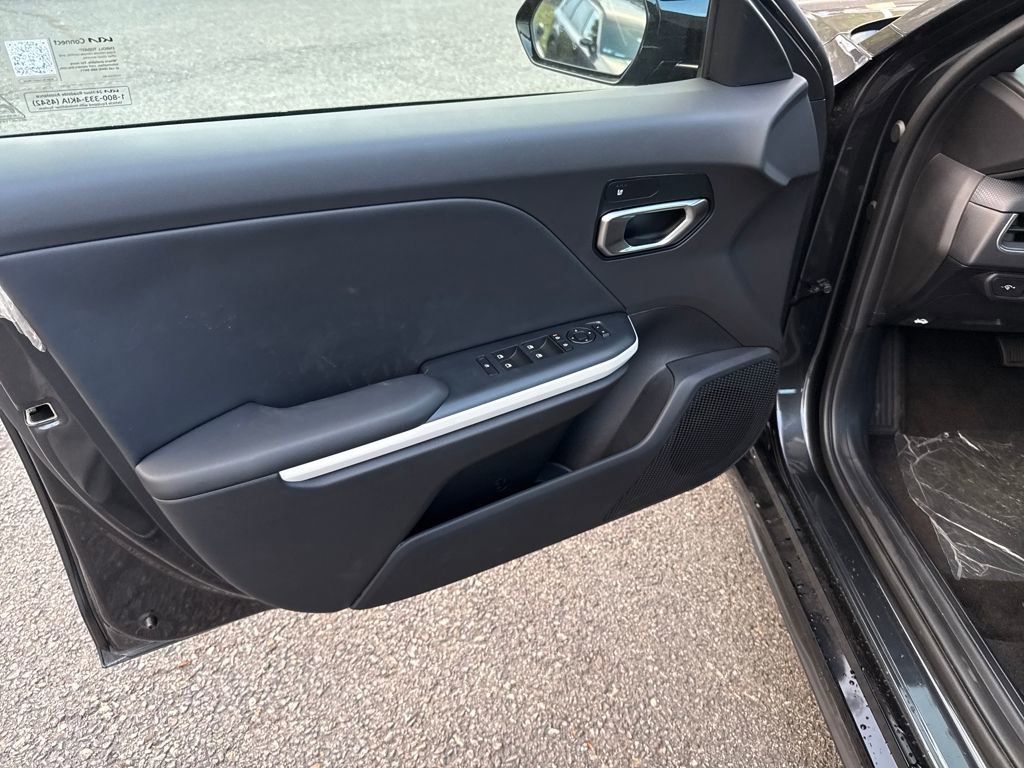 New 2025 Kia K4 GT-Line w/ GT-Line Sunroof Package image 37