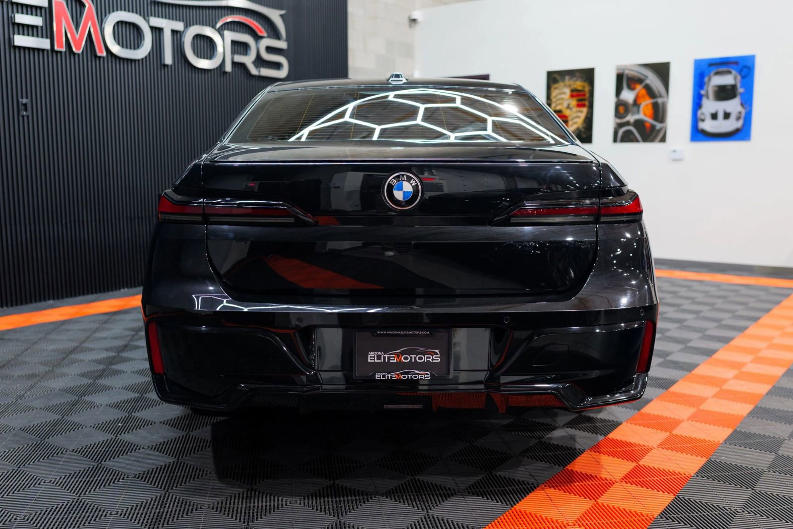 Used 2023 BMW 740i w/ Parking Assistance Package image 20