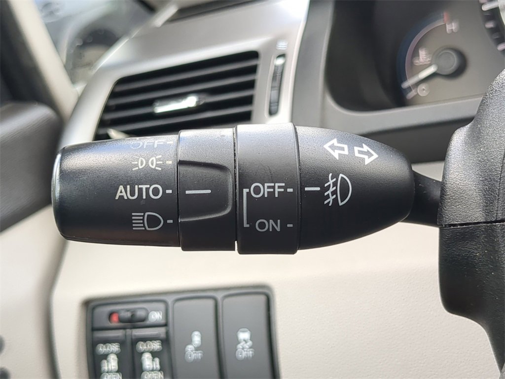 Used 2013 Honda Odyssey Touring image 30