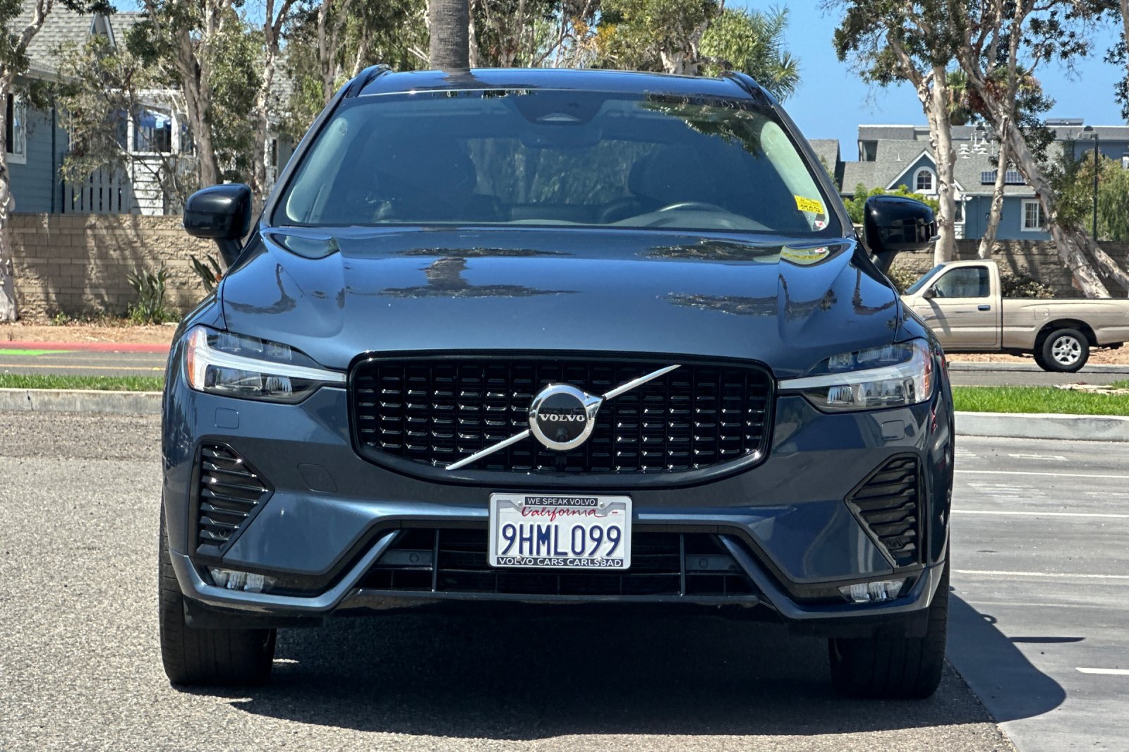 Certified 2023 Volvo XC60 B5 Plus w/ Climate Package FWD image 9