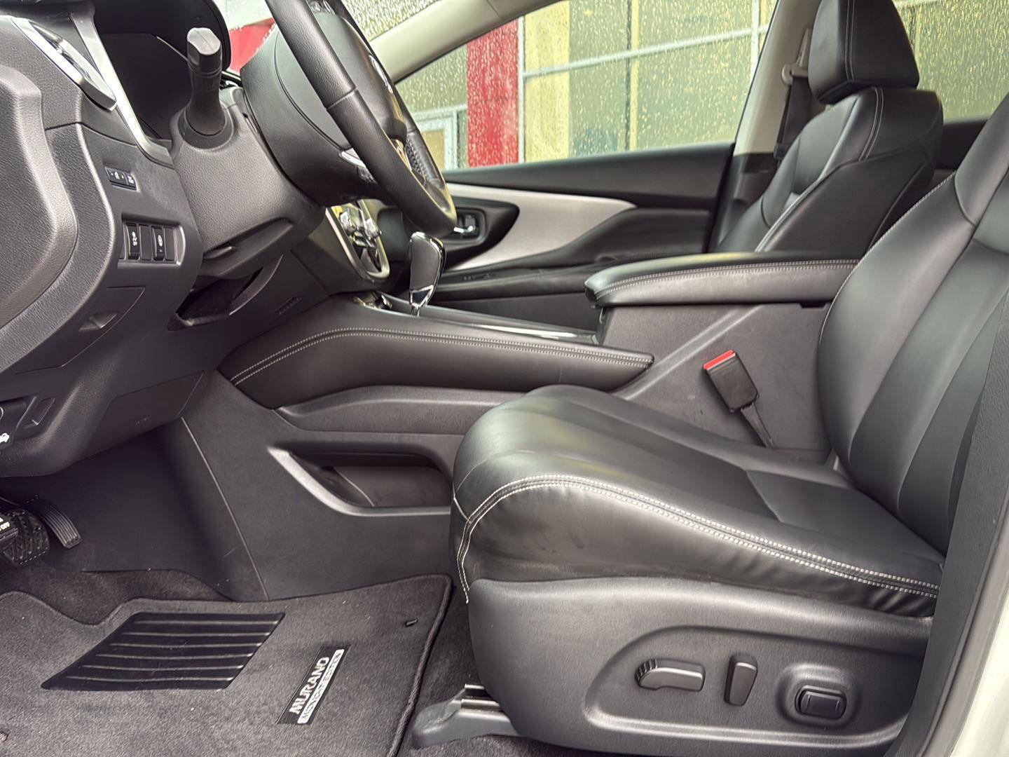 Used 2023 Nissan Murano SV w/ SV Midnight Edition Package FWD image 17