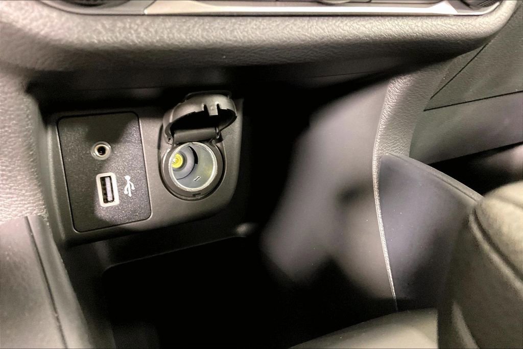 New 2025 Nissan Versa S w/ Trunk Package image 32