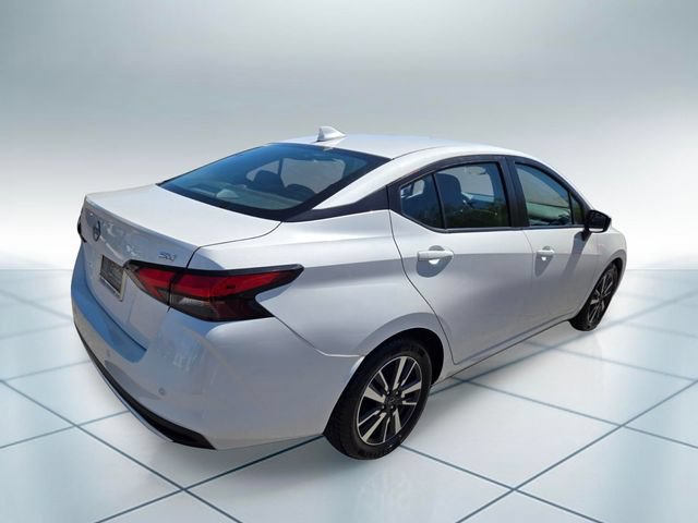 Used 2024 Nissan Versa SV FWD image 4