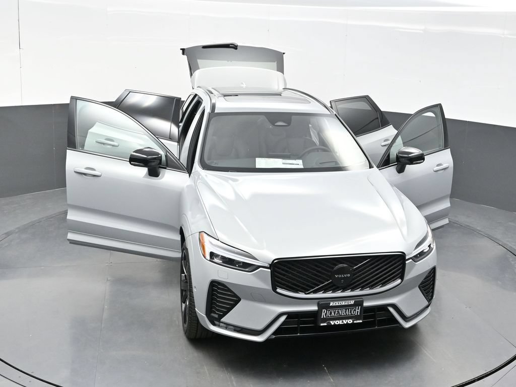 New 2026 Volvo XC60 B5 Ultra w/ Climate Package AWD/4WD image 40