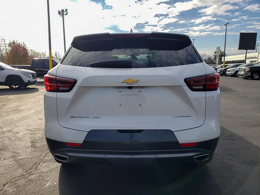 Used 2023 Chevrolet Blazer Premier w/ Enhanced Convenience Package image 6