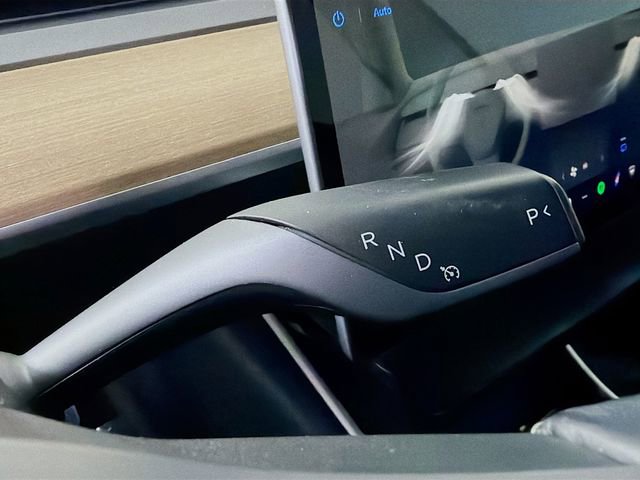 Used 2018 Tesla Model 3 Mid Range RWD image 19