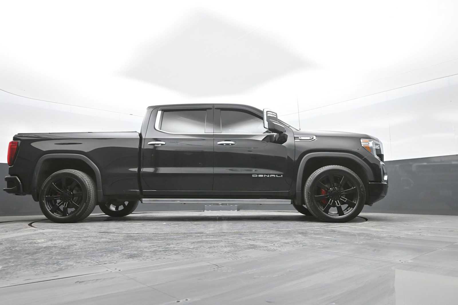 Used 2021 GMC Sierra 1500 Denali w/ Denali Ultimate Package AWD/4WD image 46