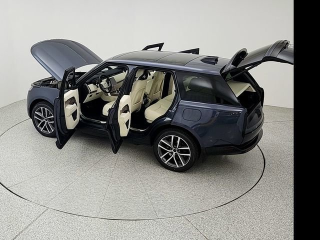 New 2026 Land Rover Range Rover SE AWD/4WD image 36