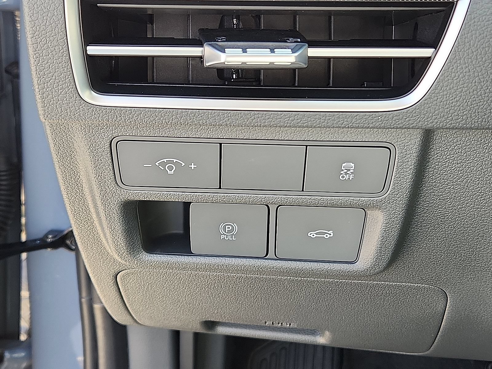 New 2025 Hyundai Sonata SEL FWD image 17